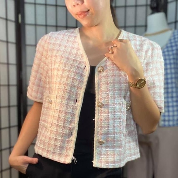 Blazer - Picture 1 of 2